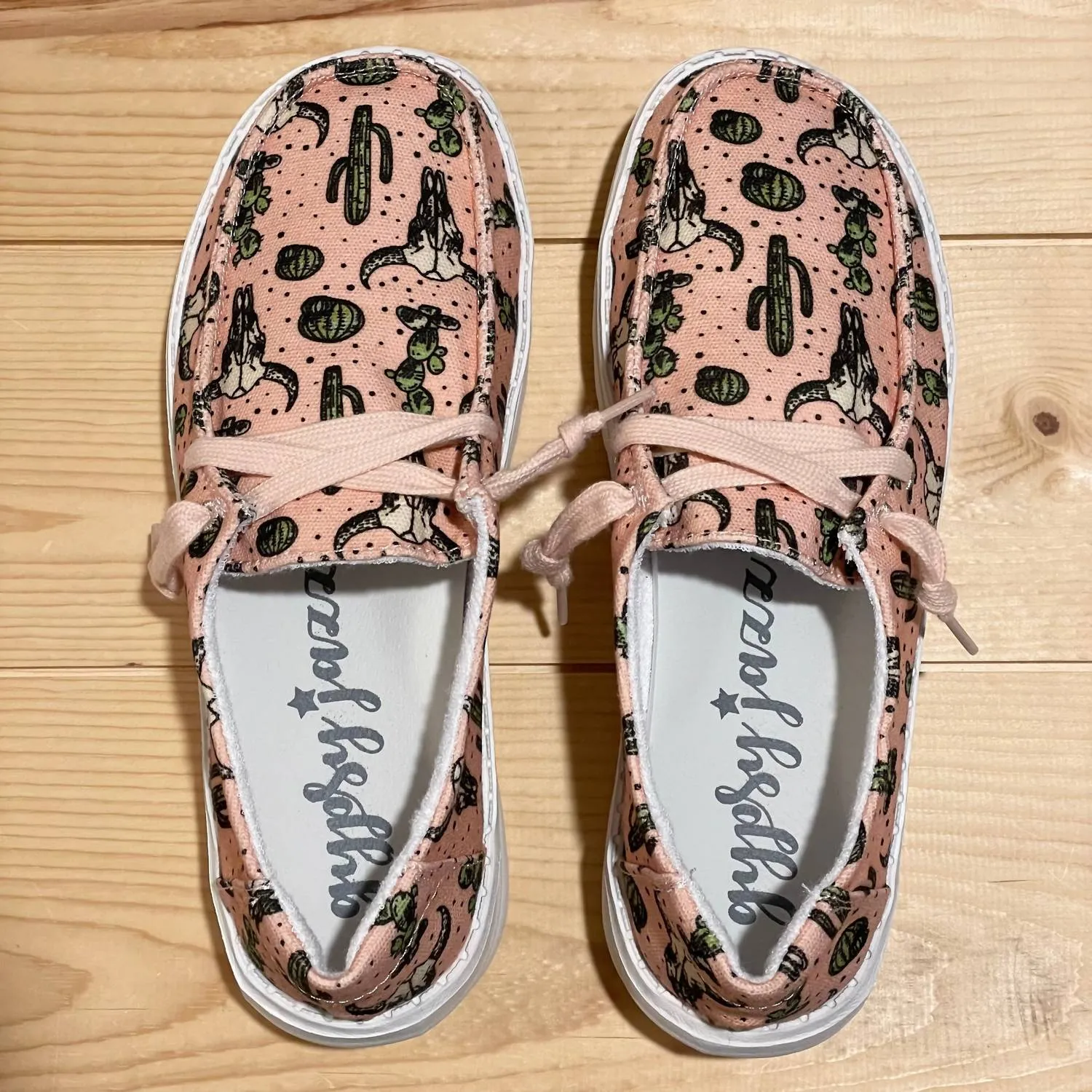 Women's Elizabeth Slip-On Shoes In Peach