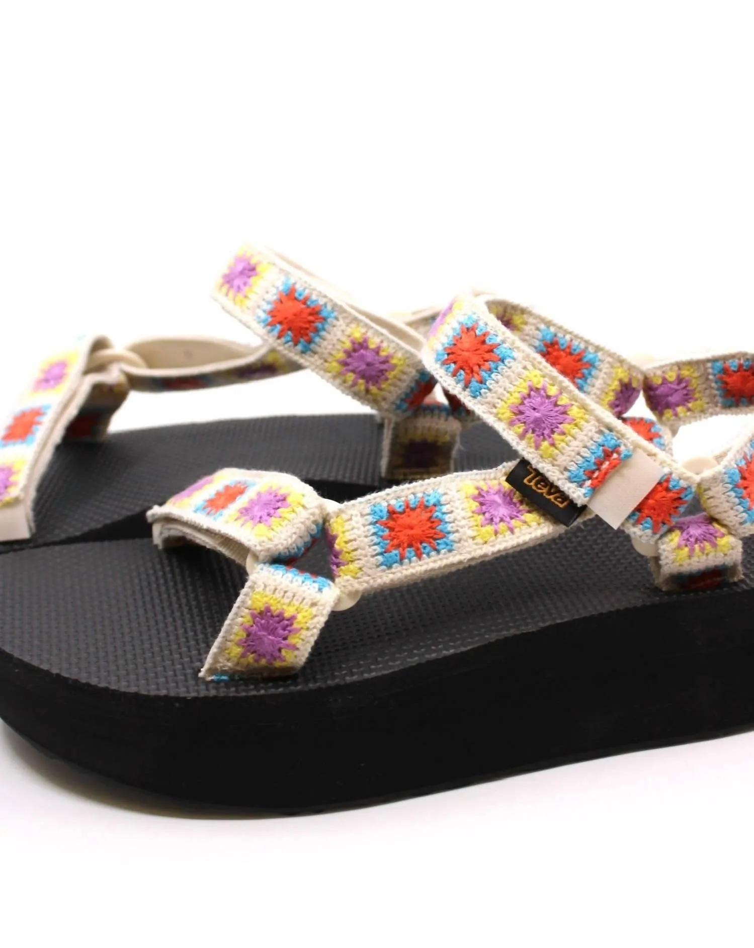 Women's Flatform Universal Crochet Sandal In Explore