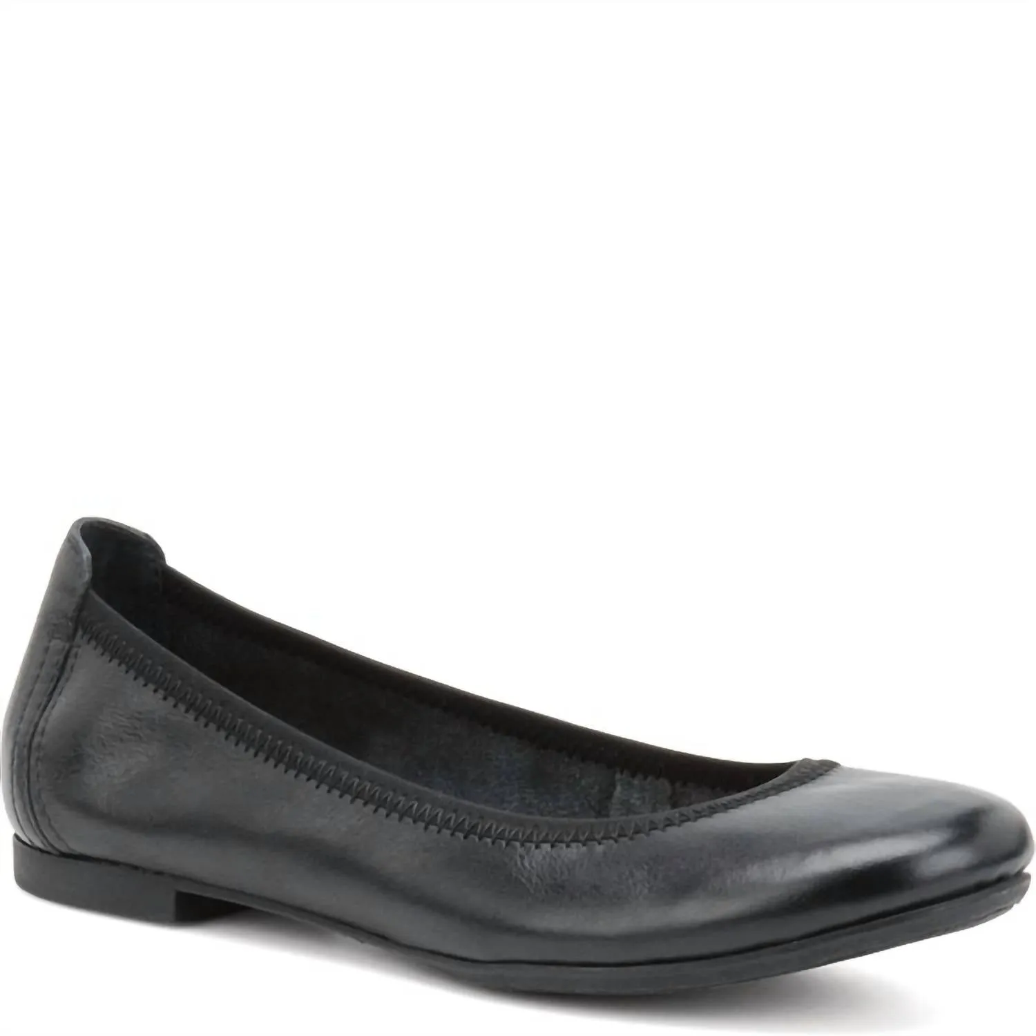 Women's Julianne Ballet Flat In Black