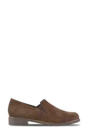 Women's Kam Loafer In Brown Suede