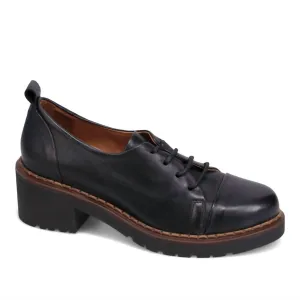 Women's Nicole Loafer In Black
