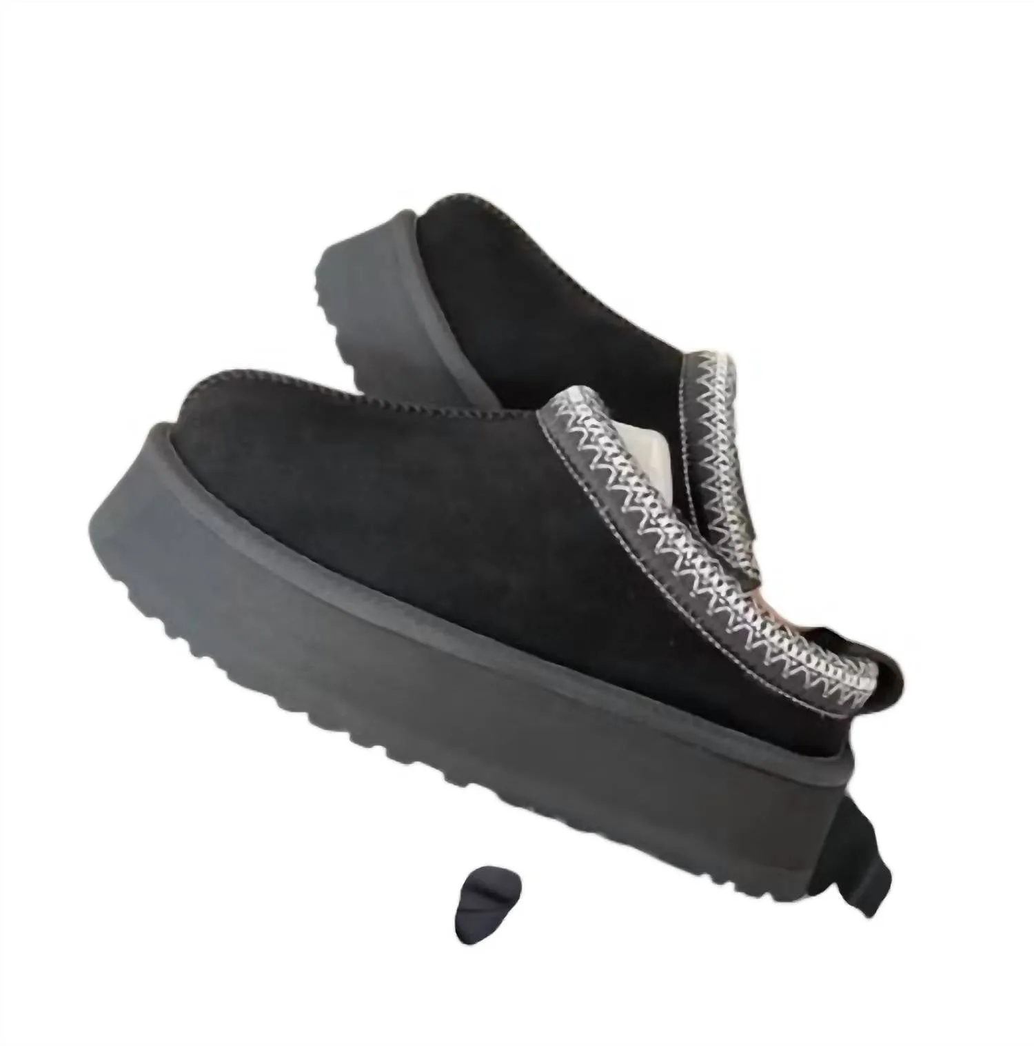 Women's On Trend Platform Shoe In Black