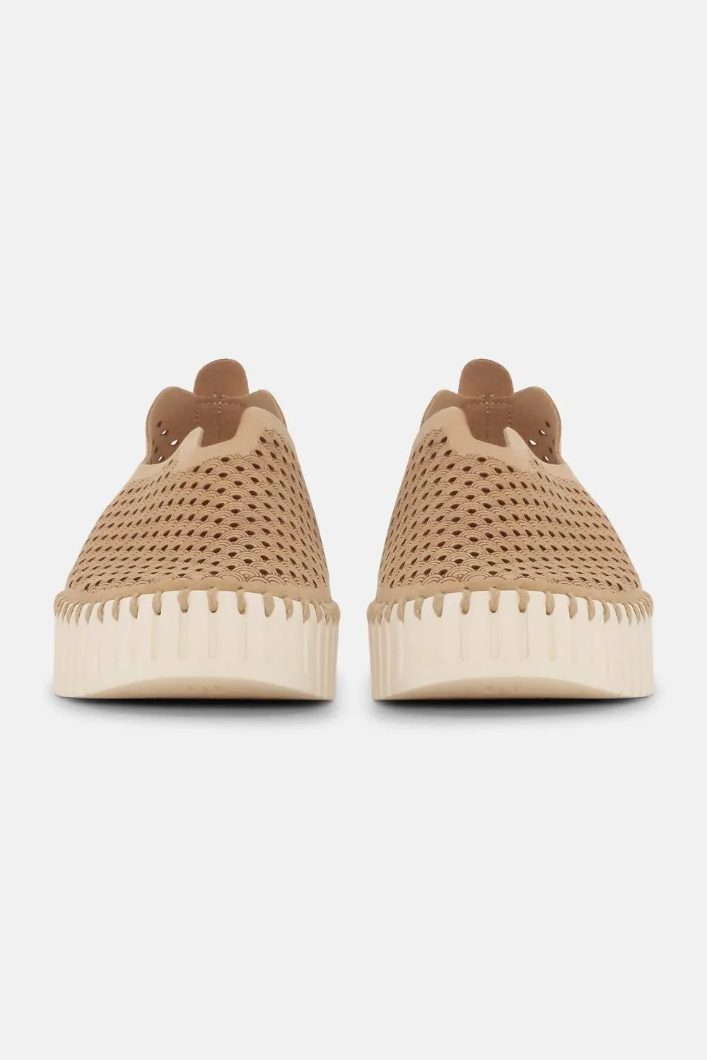 Women's Platform Tulip Slip-On In Latte