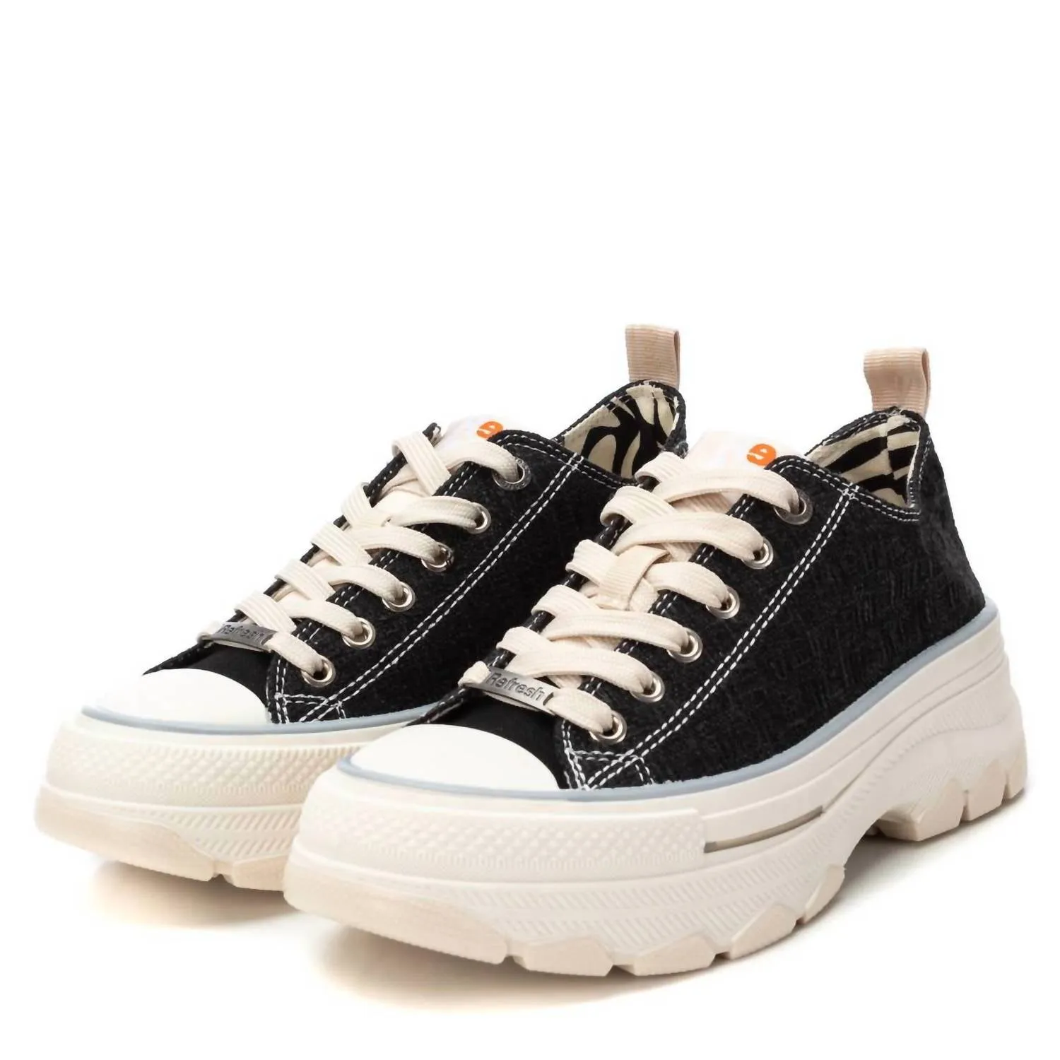 Women's Refresh Lug Outsole Sneakers In Black