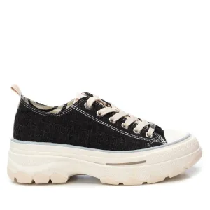 Women's Refresh Lug Outsole Sneakers In Black