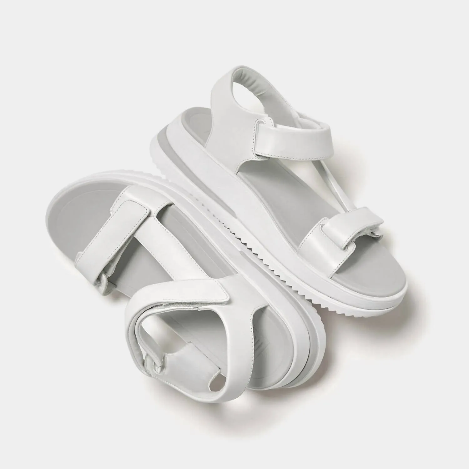 Women's Surff Adjustable Leather Sandal In White