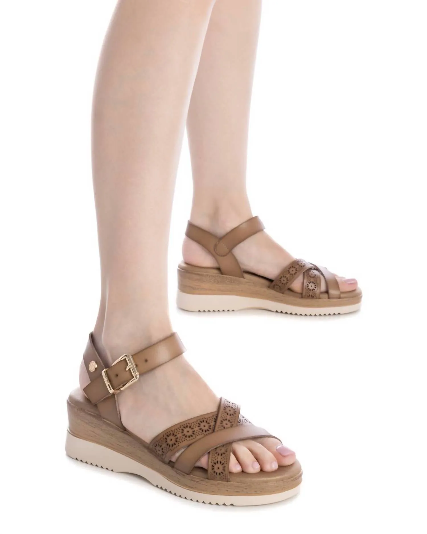 Women's Wedge Sandals In Taupe