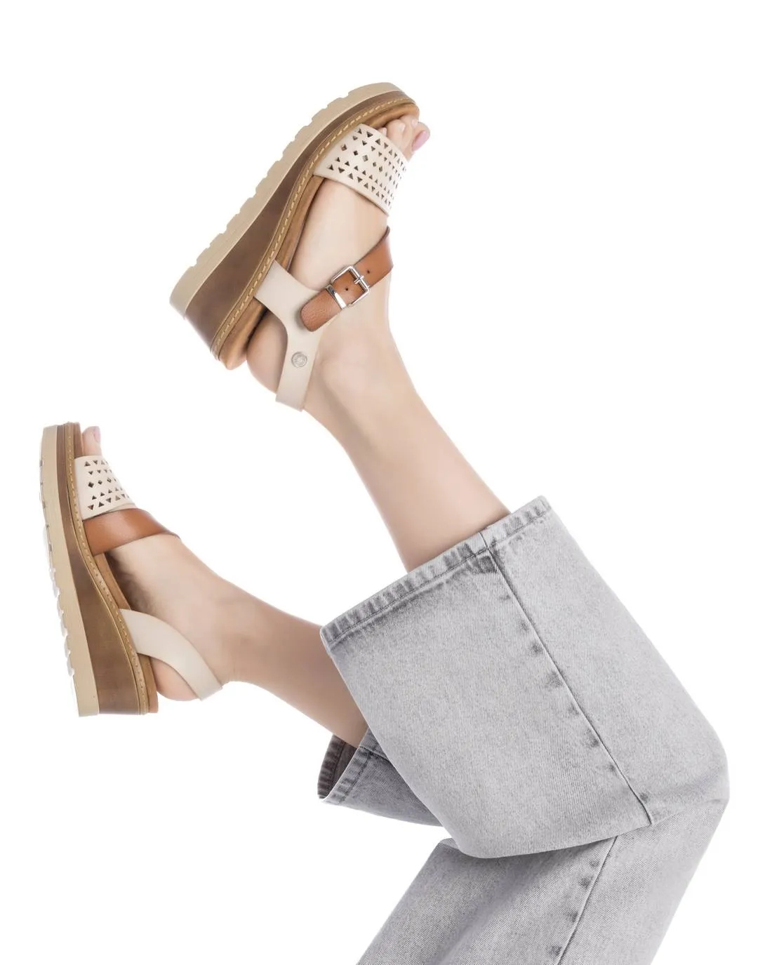 Women's Wedge Sandals Refresh By Xti