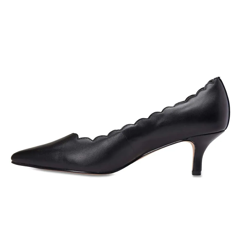 Zanna Heel in Black Leather